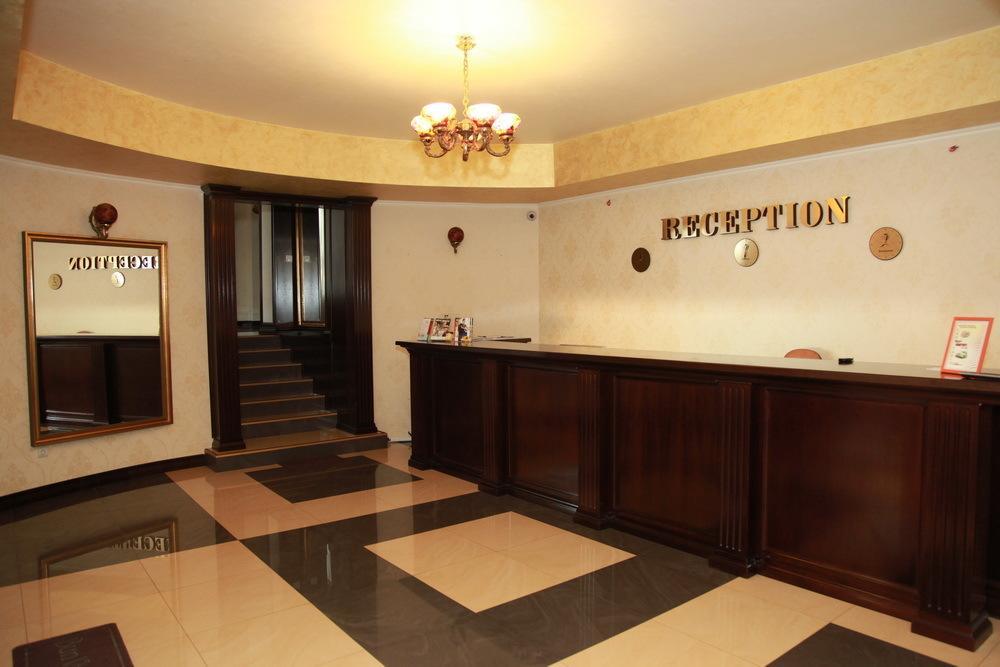 Hotel Majestic Iasi Extérieur photo